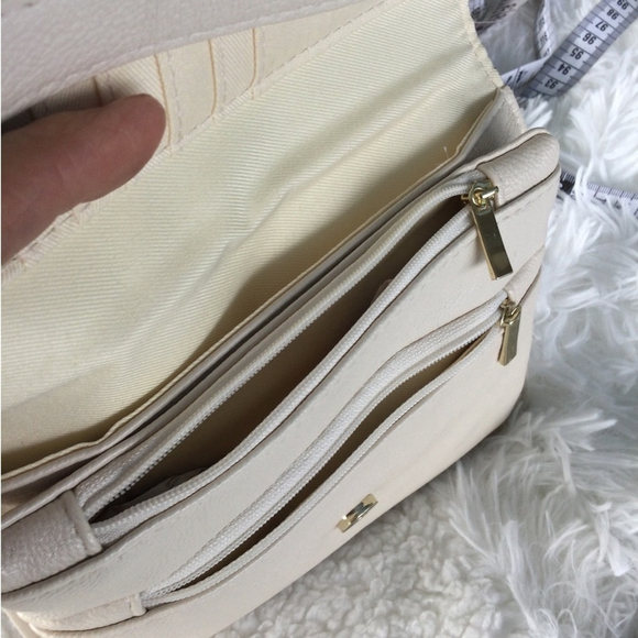 Apt 9 London Chevron RIFD blocking Woman’s cross body wallet multi color - Picture 3 of 16